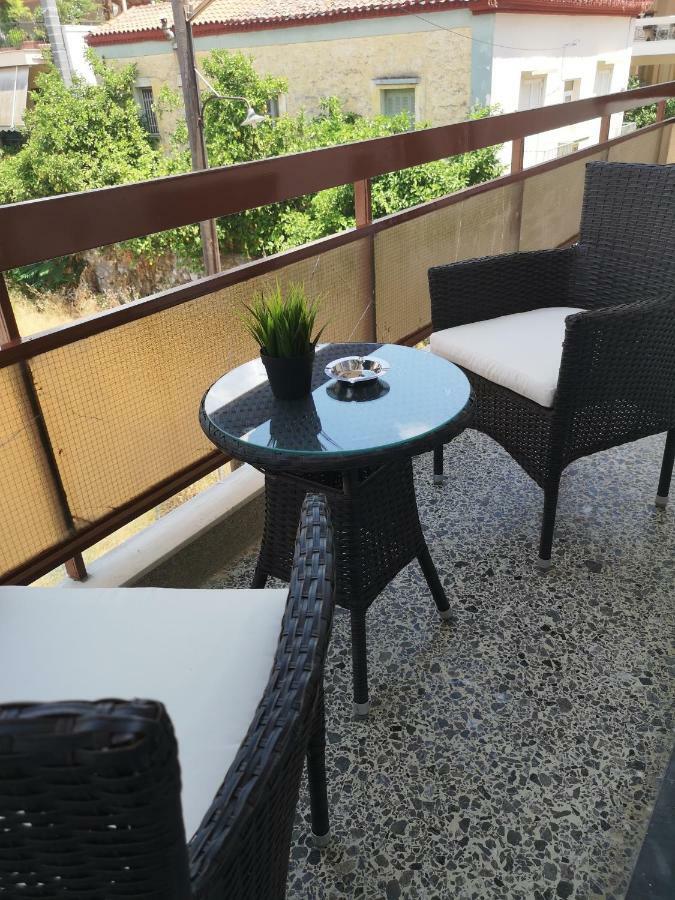Explore Greece From Bright City Centre Apartment Chalkís المظهر الخارجي الصورة
